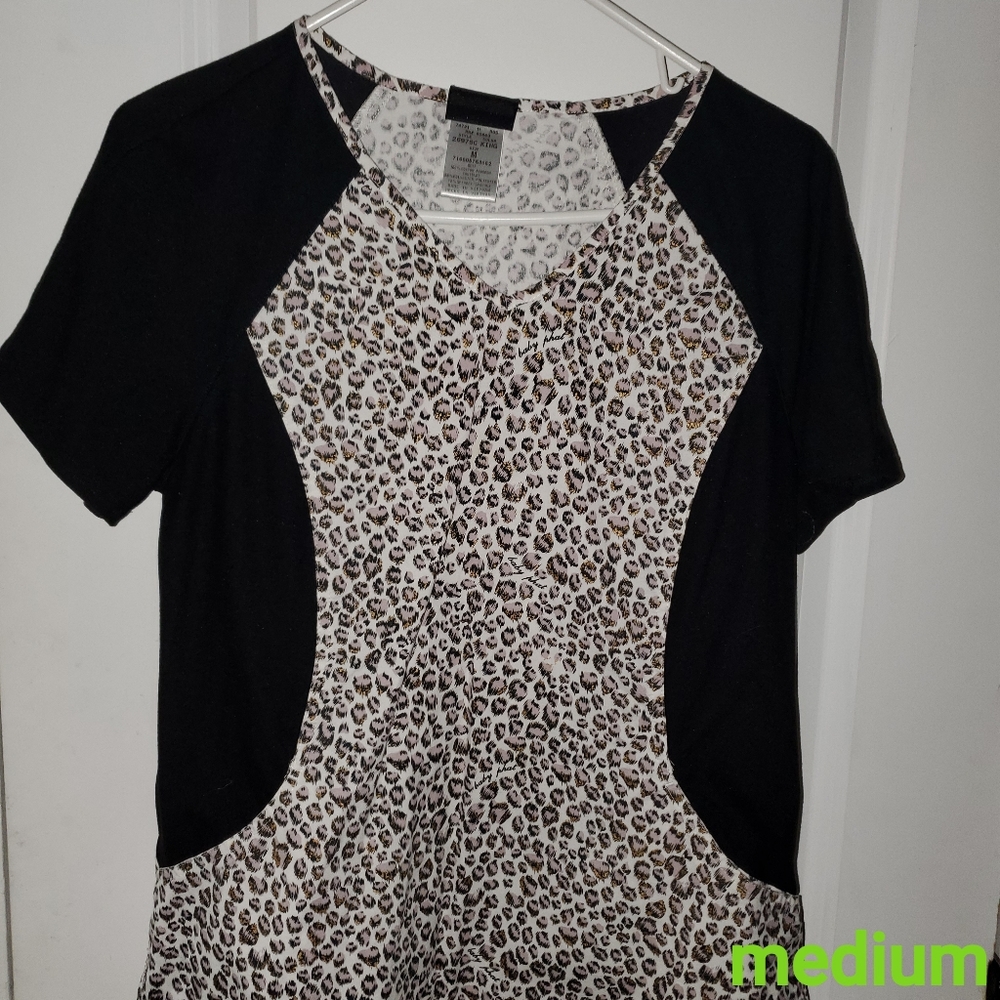 Leopard print scrub top size med